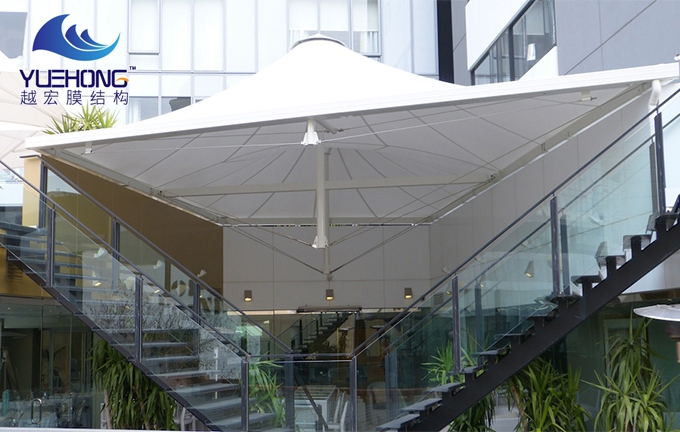 商場(chǎng)廊道膜結(jié)構(gòu)遮陽(yáng)棚